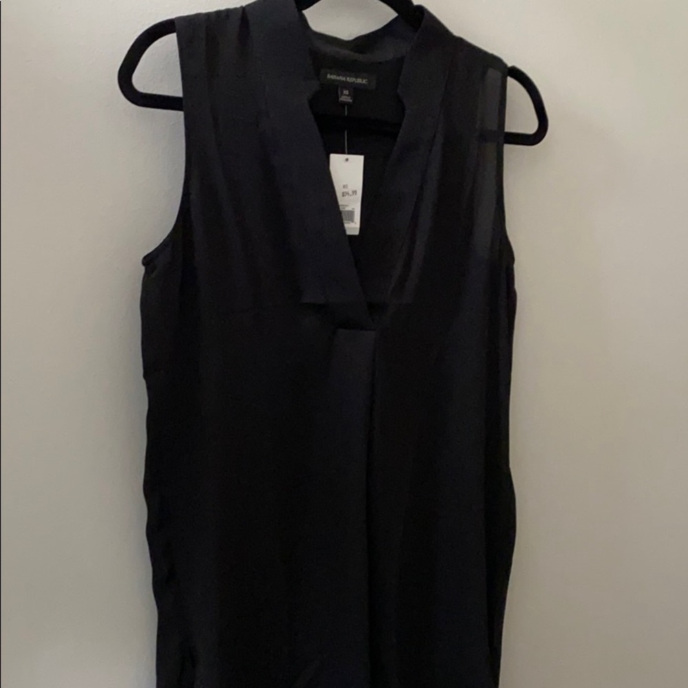 Banana Republic women’s black poly classic tank xs